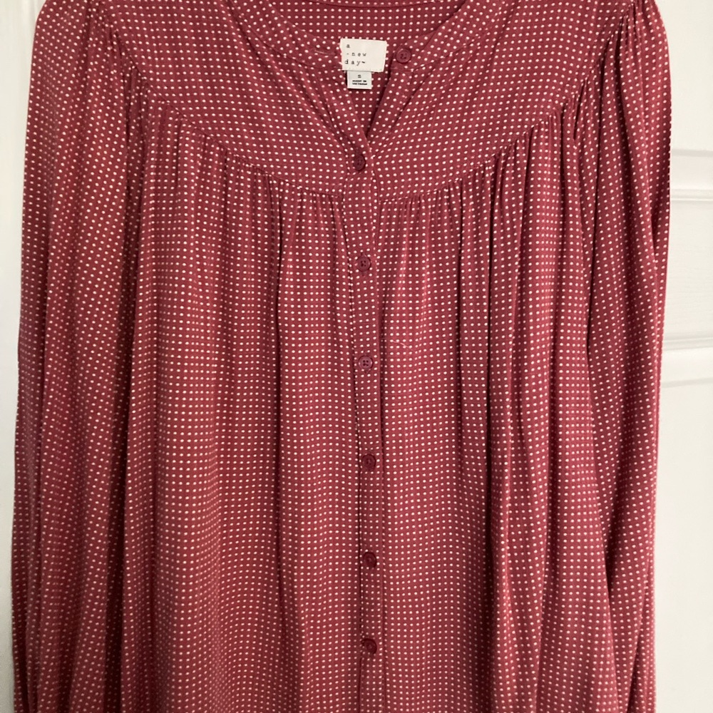 A New Day blouse burnt rose and white polka dots Small
